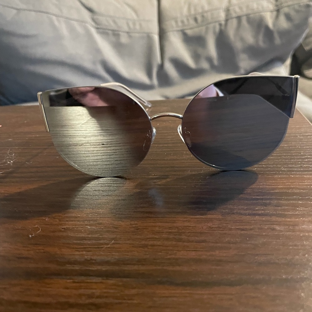 Bertha Logan cat eye sunglasses NWOT